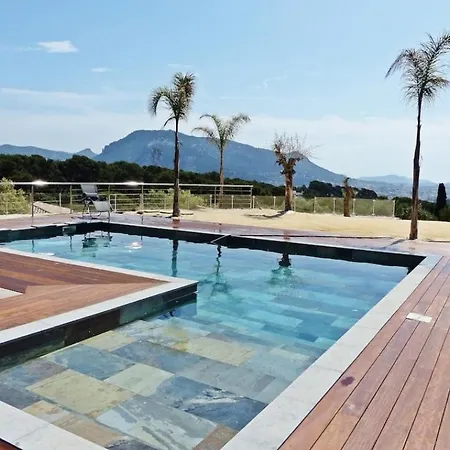 וילה Superbe Au Calme Piscine אוליאולה